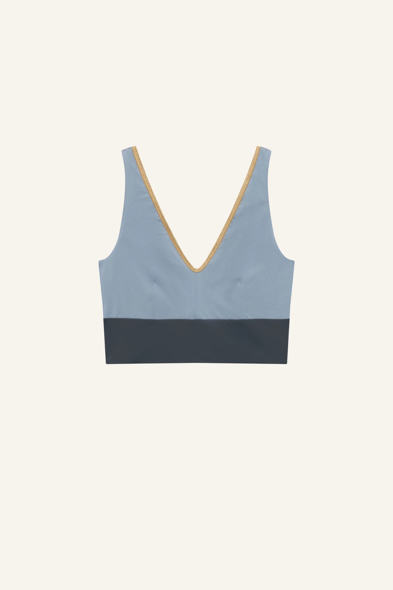 MYMARINI Bikinitop mit V-Ausschnitt in Blau und Schwarz, breite Träger, auf hellem Hintergrund.#color_crystal-grey