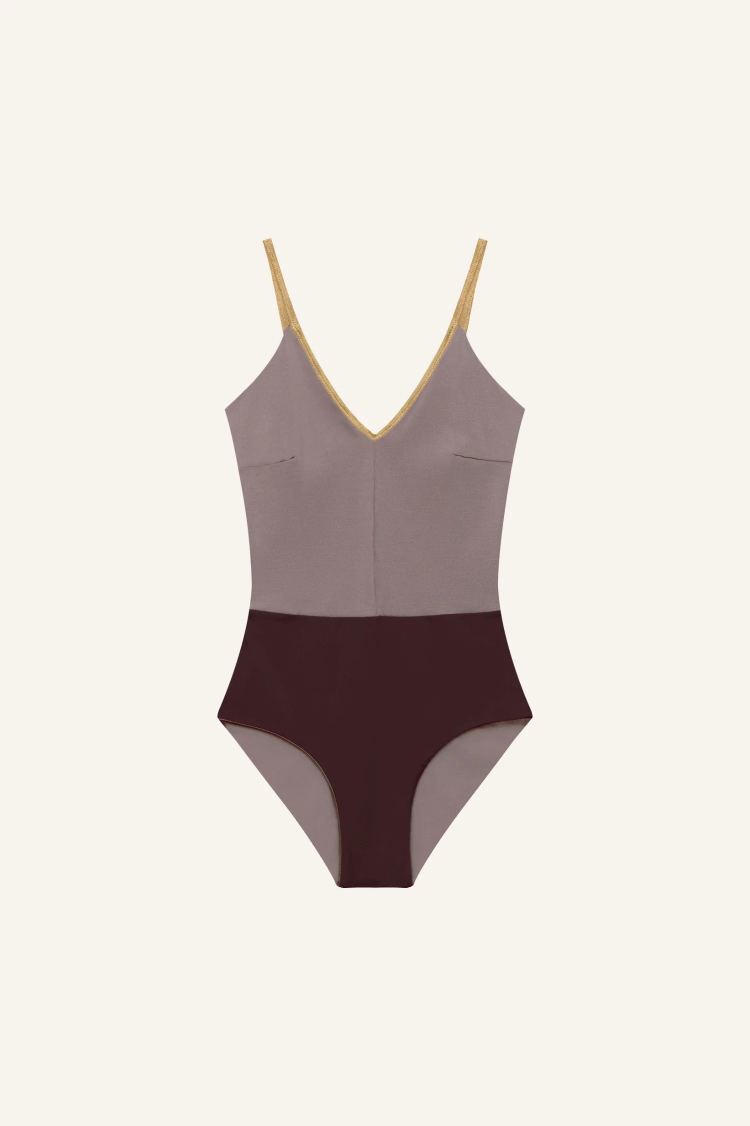 MYMARINI Badeanzug mit V-Ausschnitt und Spaghettiträgern in Beige und Dunkelbraun auf hellem Hintergrund.#color_shimmer-brown