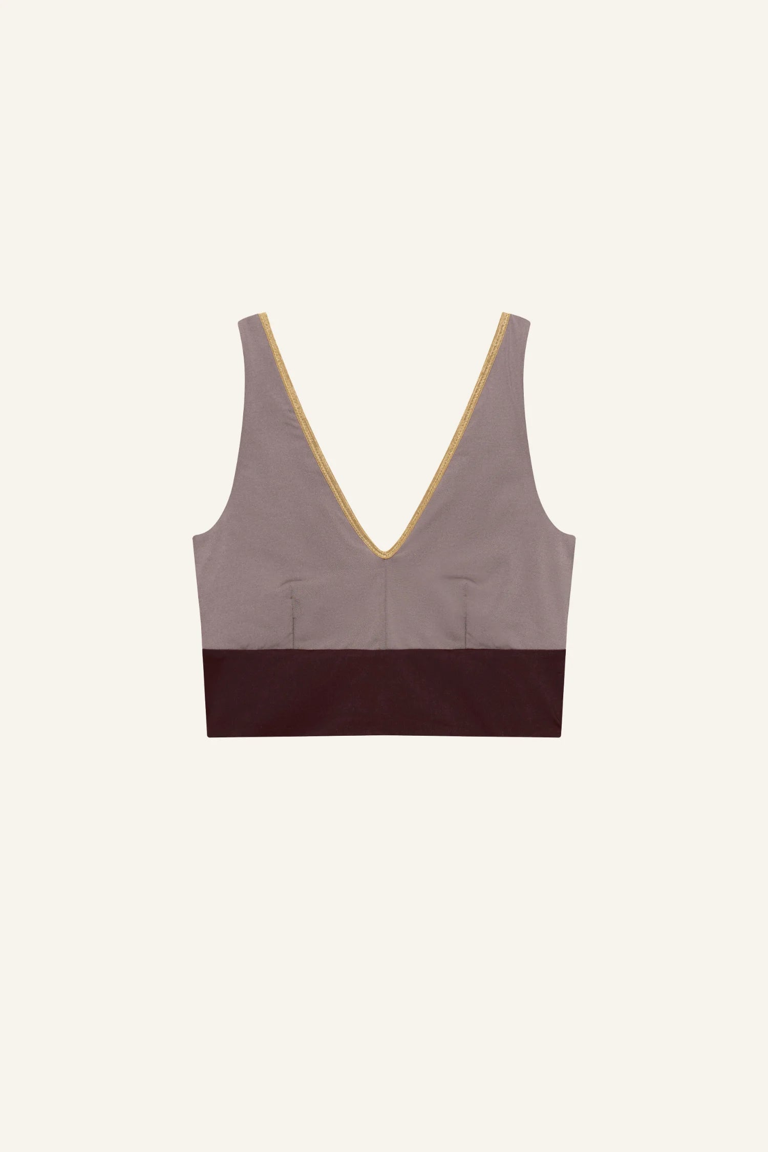 MYMARINI Bikinitop mit V-Ausschnitt und breiten Trägern in zweifarbiger Optik auf hellem Hintergrund.#color_shimmer-brown