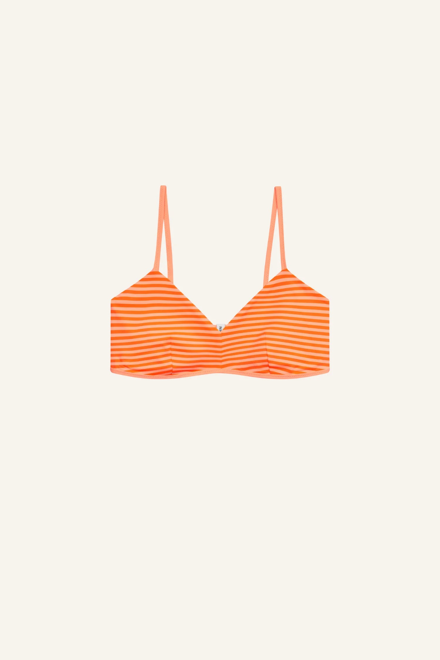 MYMARINI Bikinitop mit orange-weißen Streifen und Spaghettiträgern vor hellem Hintergrund.#color_melon-striped