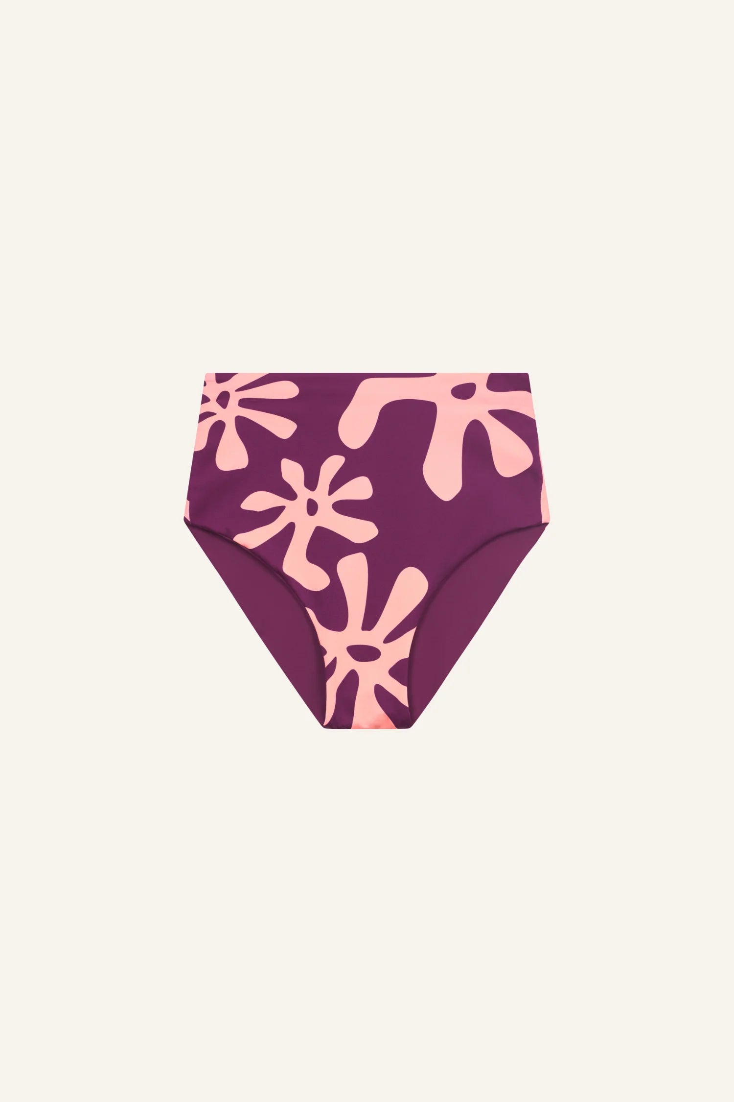 MYMARINI Bikinihose mit hohem Beinausschnitt, lila mit rosa Muster auf hellem Hintergrund.#color_berry-print