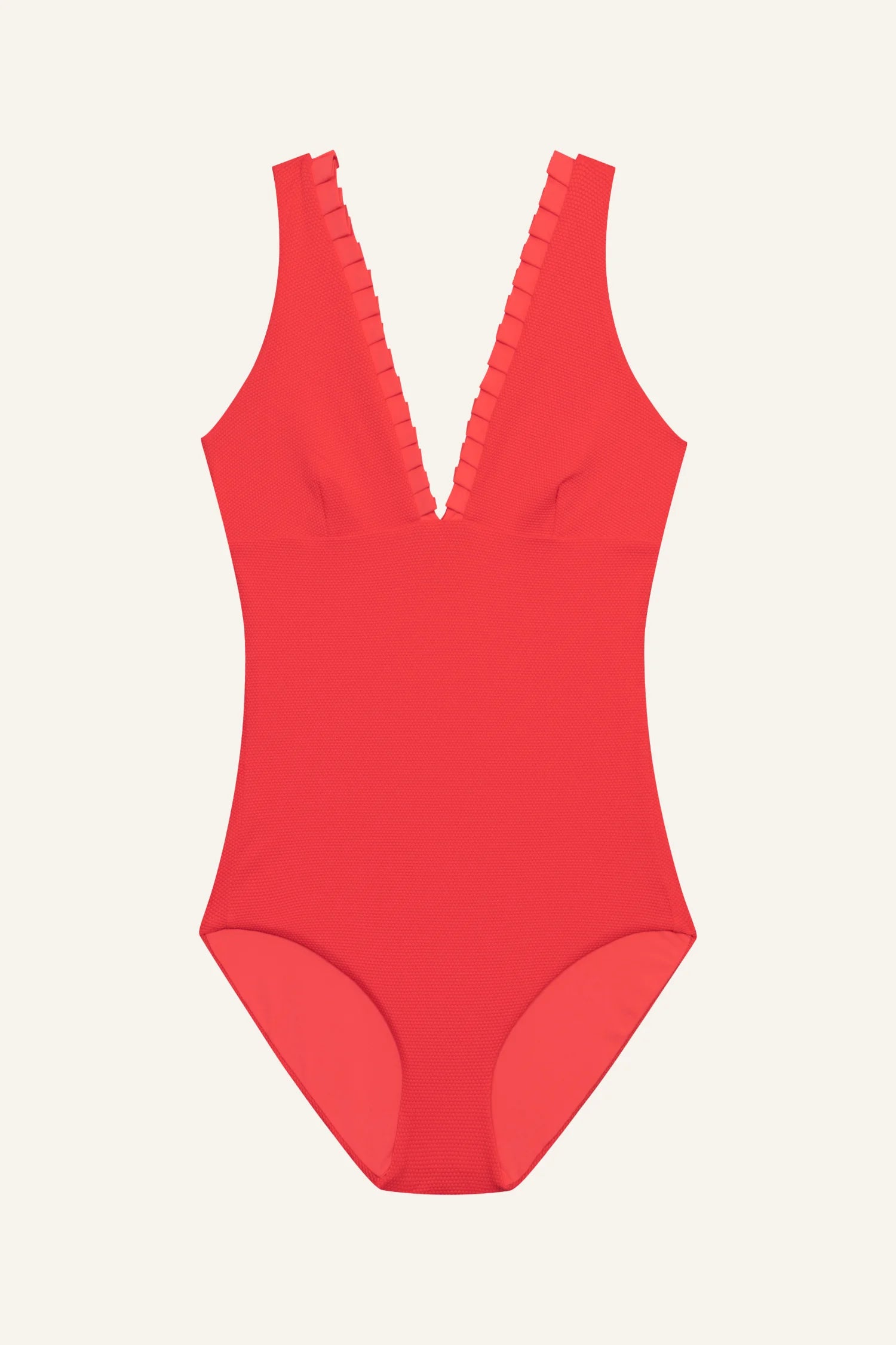 Roter Badeanzug von MYMARINI mit V-Ausschnitt und Rüschendetails an den Trägern.#color_rouge