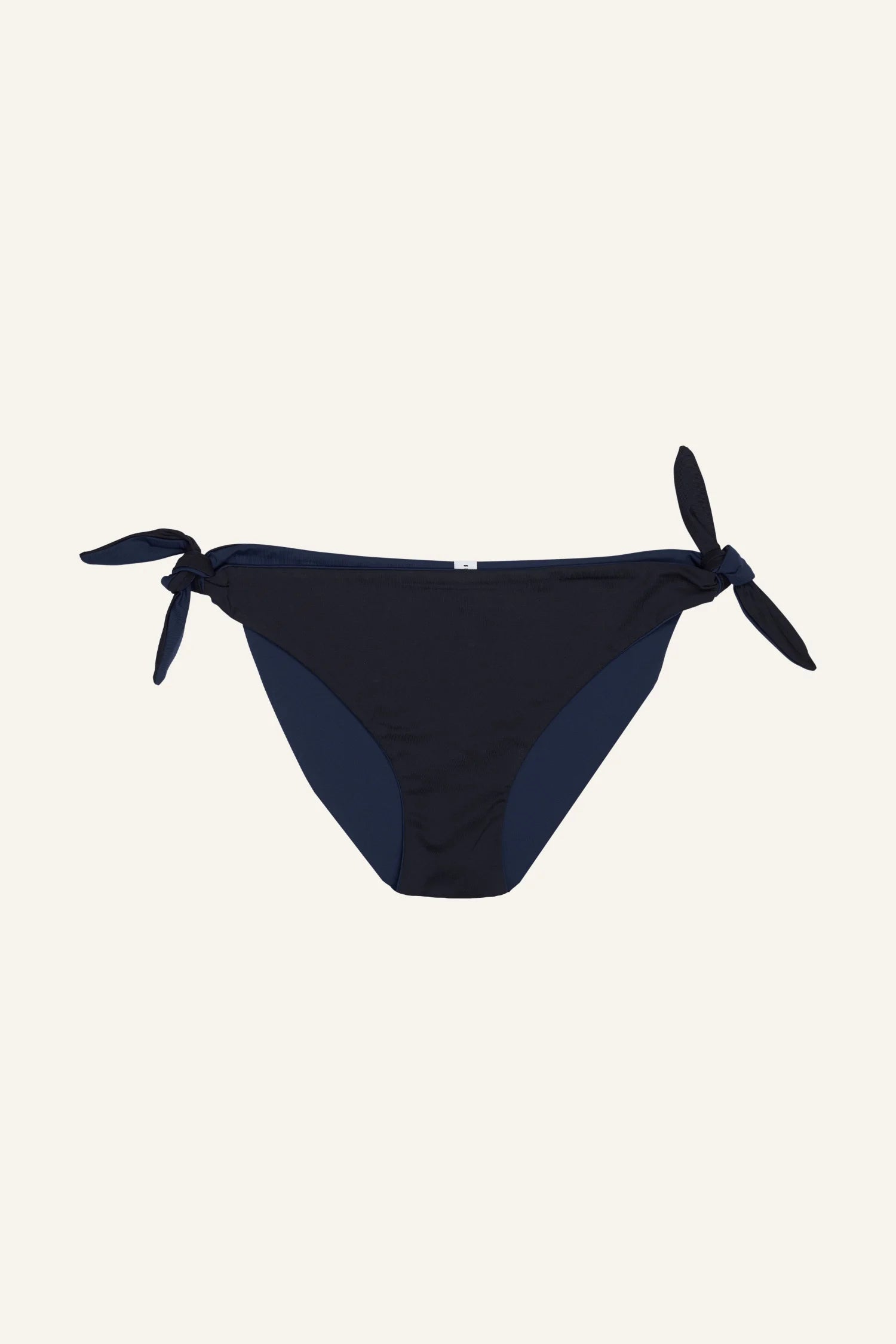 MYMARINI Bikinihose mit seitlichen Schleifen, tiefem Beinausschnitt und Mid rise in Dunkelblau.#color_black-navy