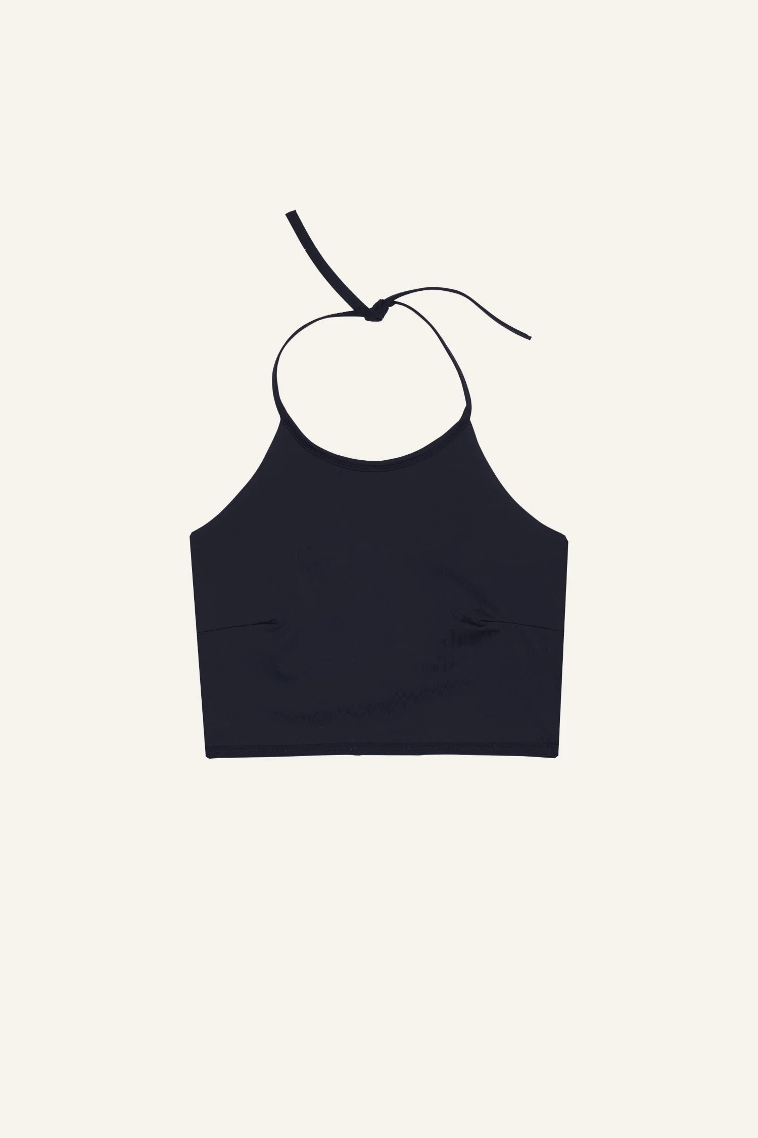 Schwarzes MYMARINI Bikinitop mit Neckholder-Schnitt vor hellem Hintergrund.#color_black-navy