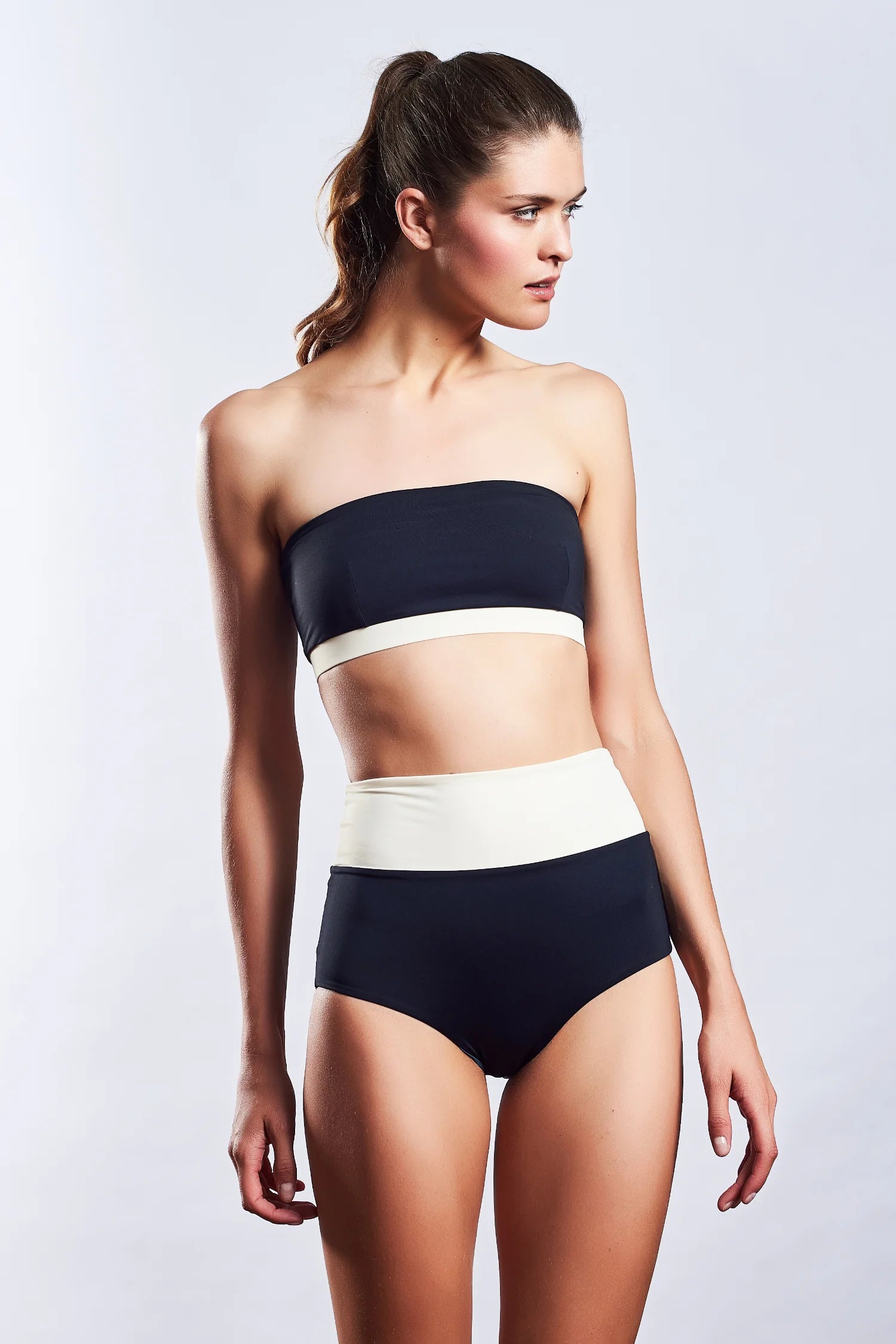 Bandeau Top Black Line