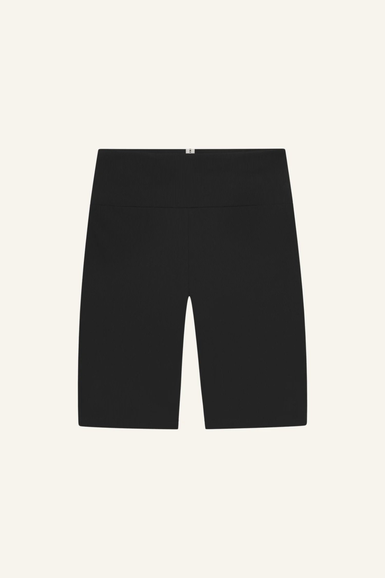 Schwarze MYMARINI Shorts, knielang, mit geradem Schnitt, auf hellem Hintergrund.#color_black