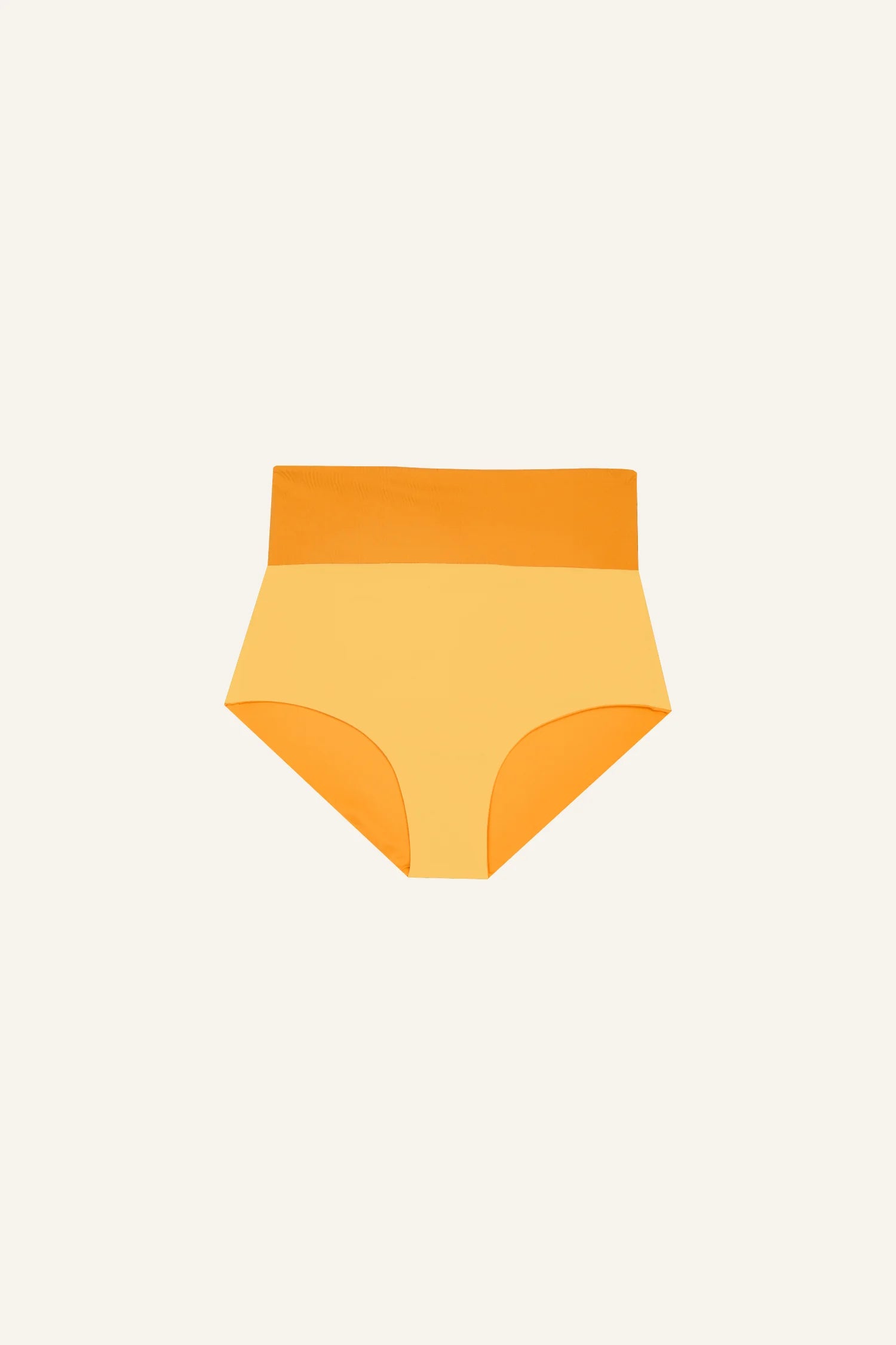 MYMARINI Bikinihose in Gelb mit High Waist-Schnitt auf hellem Hintergrund.#color_buttermilk-soleil