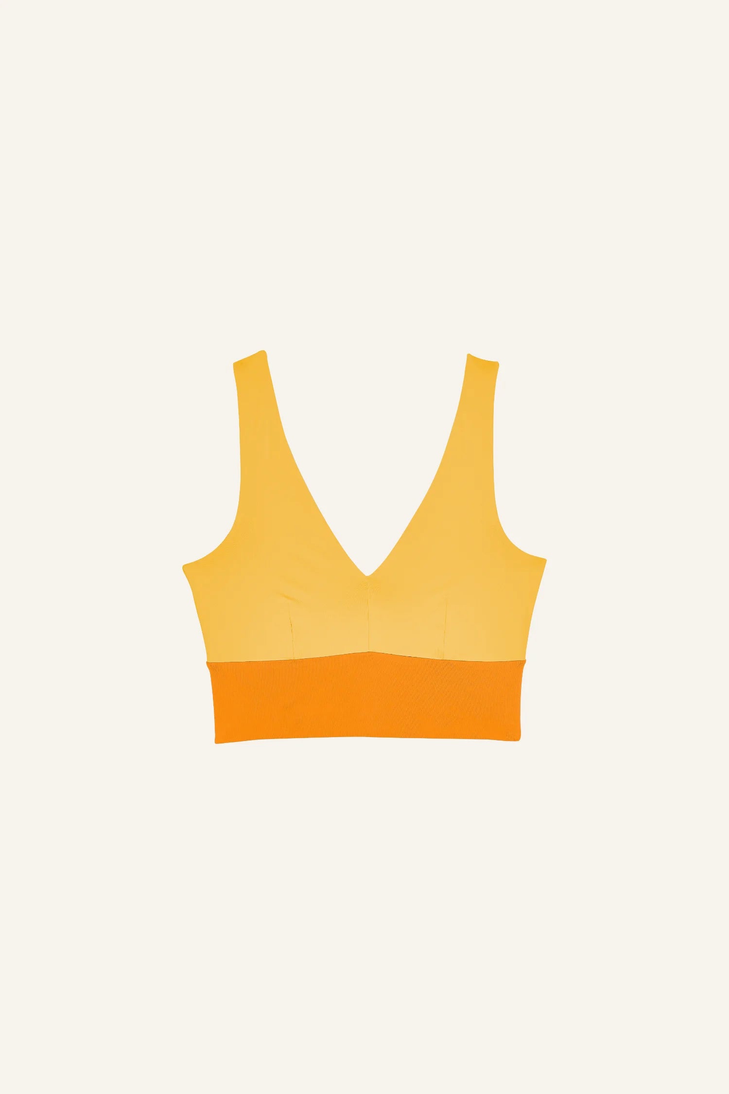 Gelbes Bikinitop von MYMARINI mit V-Ausschnitt und breiten Trägern auf hellem Hintergrund.#color_buttermilk-soleil