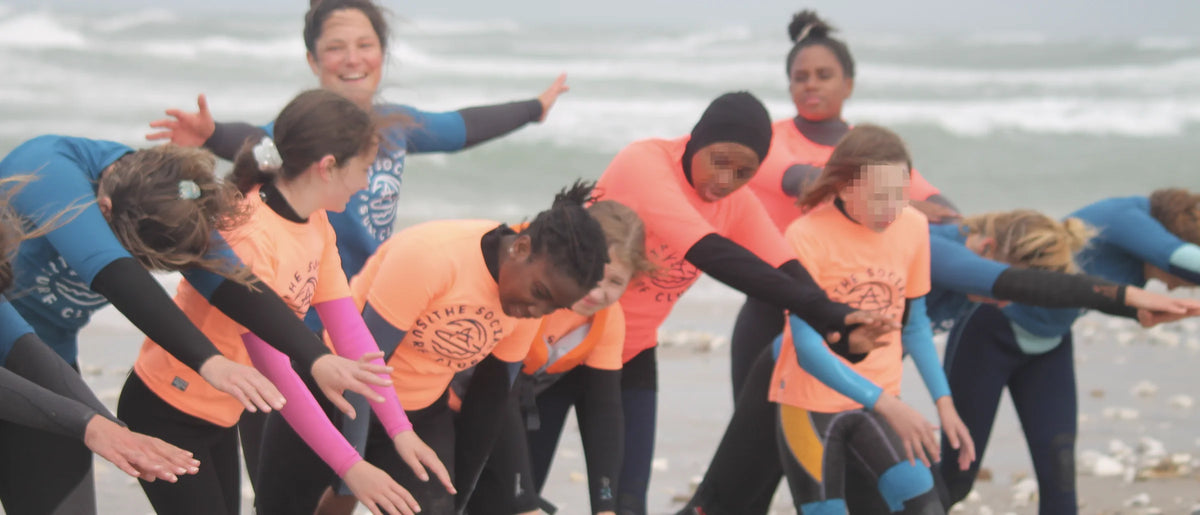 Mädchen Surfcamp 2022