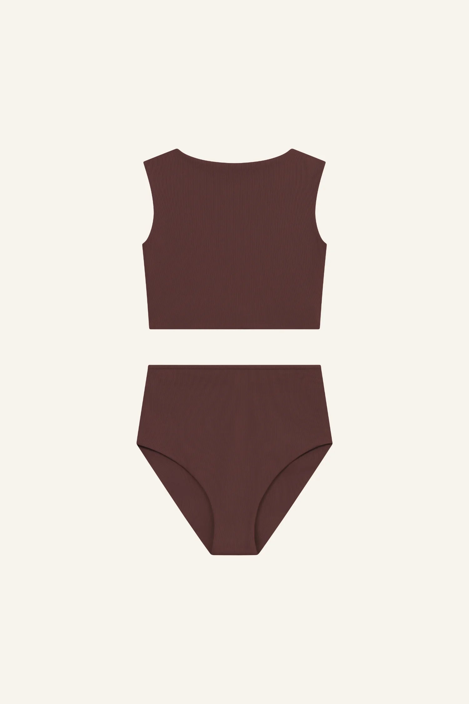 Brauner MYMARINI Bikini mit hochgeschlossenem Top und hoch geschnittener Bikinihose auf hellem Hintergrund.#color_chocolate