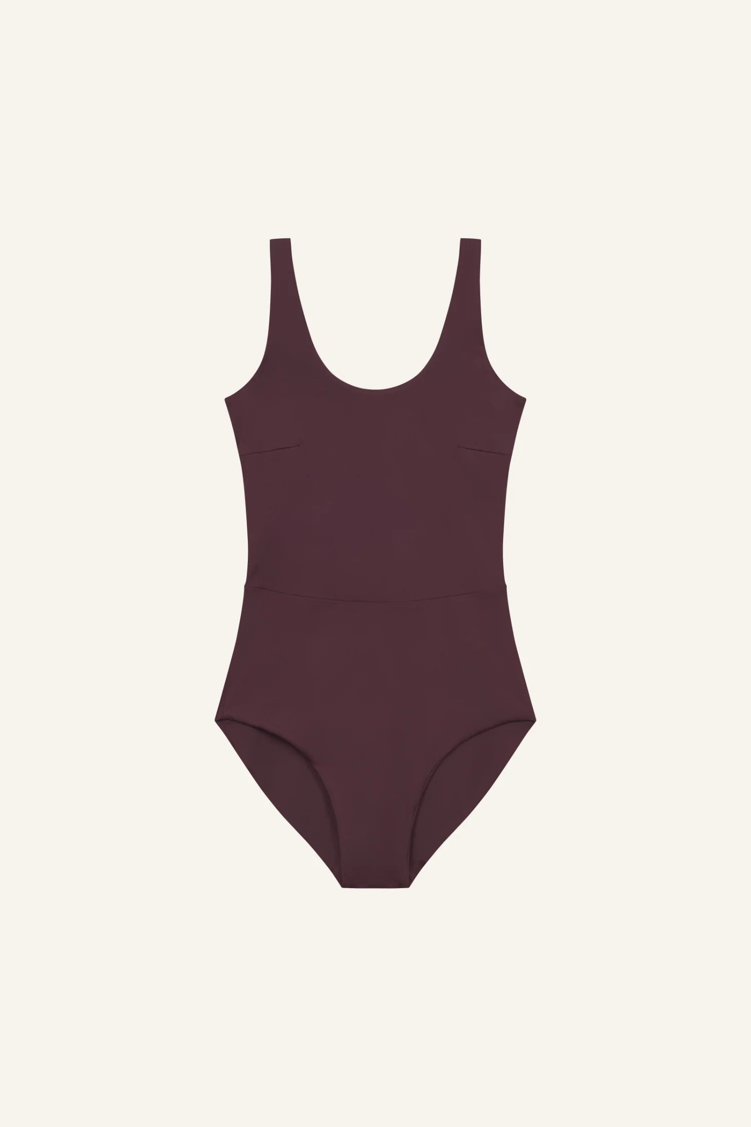 MYMARINI One-Piece Badeanzug in burgunderrot, Frontansicht, mit breiten Trägern; einfarbig.#color_chocolate-lilac
