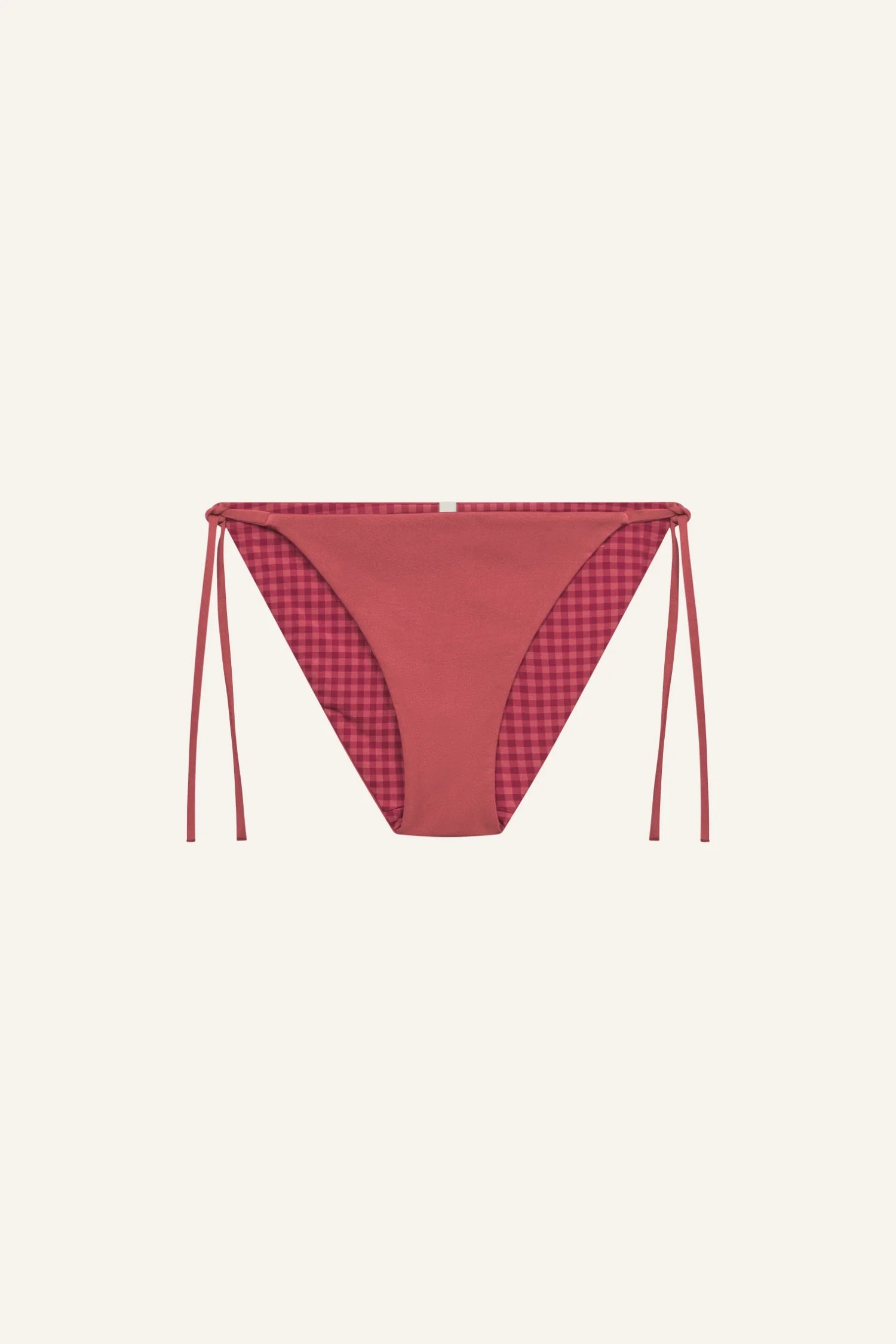 MYMARINI Bikinihose mit seitlichen Bindebändern, roter Ton, Vorder- und Rückenteil einfarbig, seitliche Karomuster-Einsätze.#color_rouge-vichy