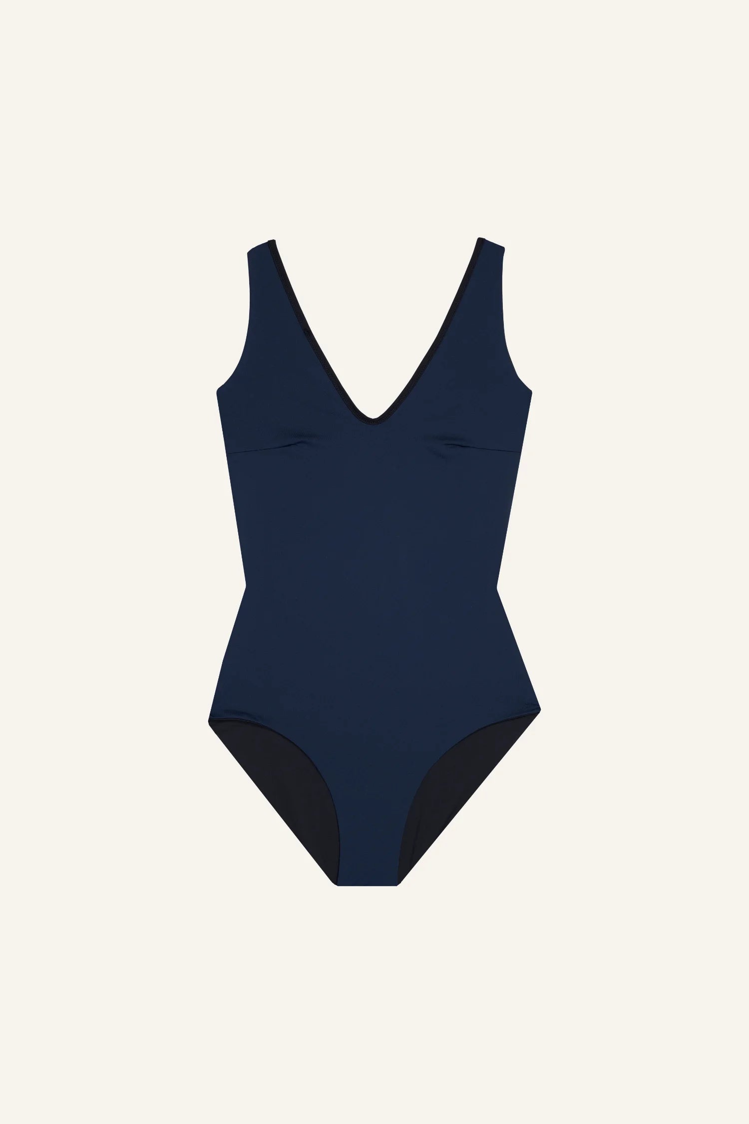 Dunkelblauer MYMARINI Badeanzug mit V-Ausschnitt und tiefem Beinausschnitt vor hellem Hintergrund.#color_black-navy