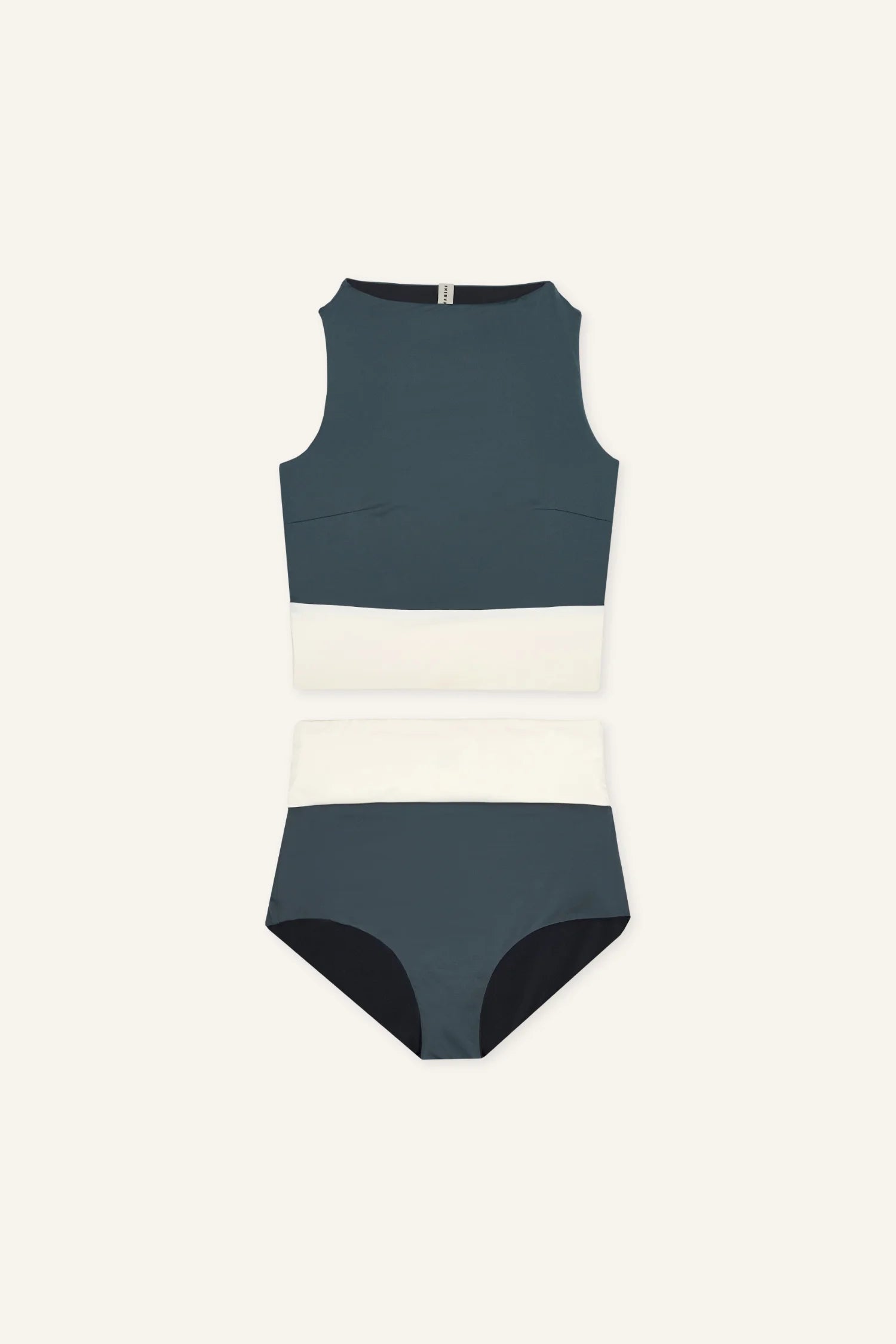 MYMARINI Bikini-Set in Dunkelblau und Weiß, hoch geschlossenes Top und High-Waist-Hose, auf hellem Hintergrund.#color_black-grey-white