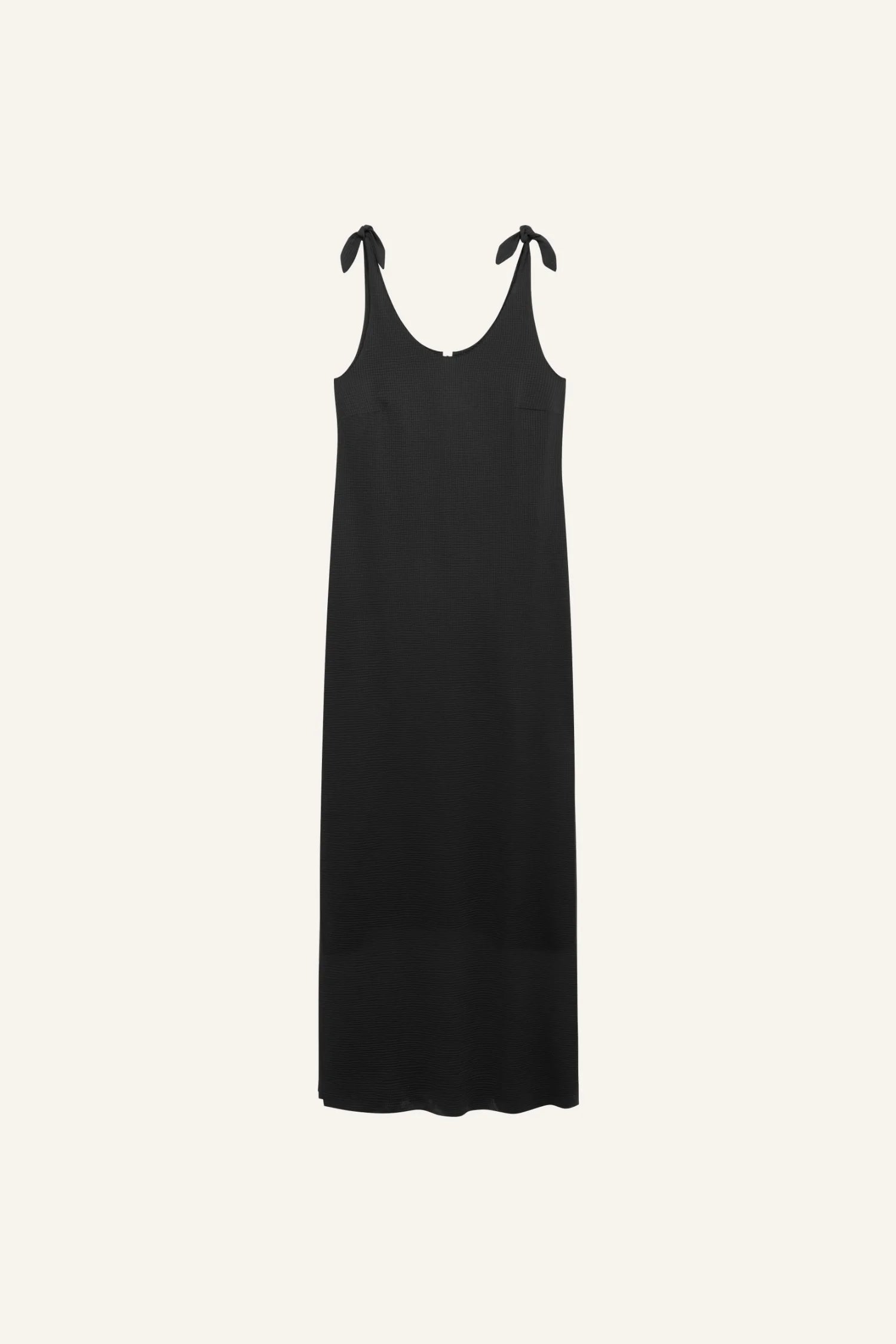 MYMARINI One-Piece mit breiten Trägern, hochgeschlossenem Ausschnitt und Schleifen an den Trägern, schwarz, lang.